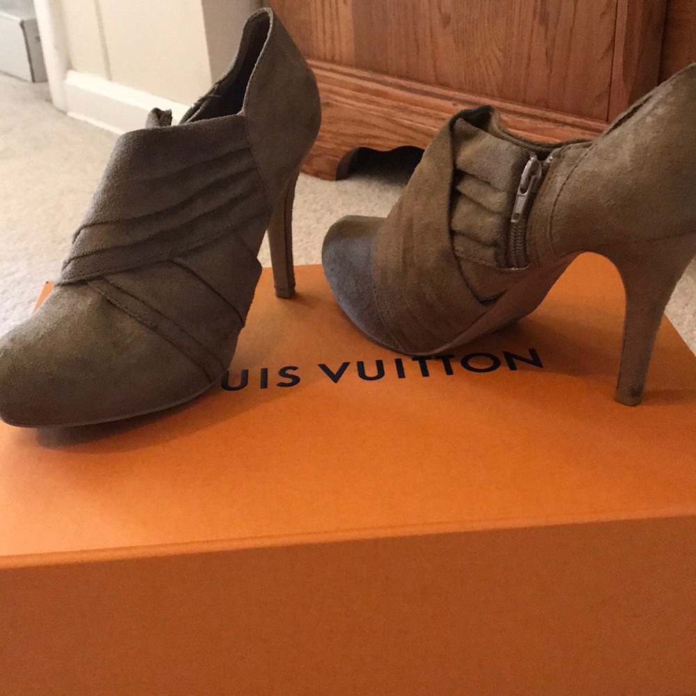 Target heels